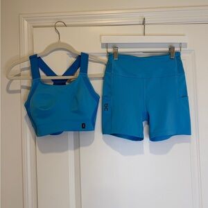 On Running Performance Flex Sports Bra + Shorts Set | Women’s Small | Blue